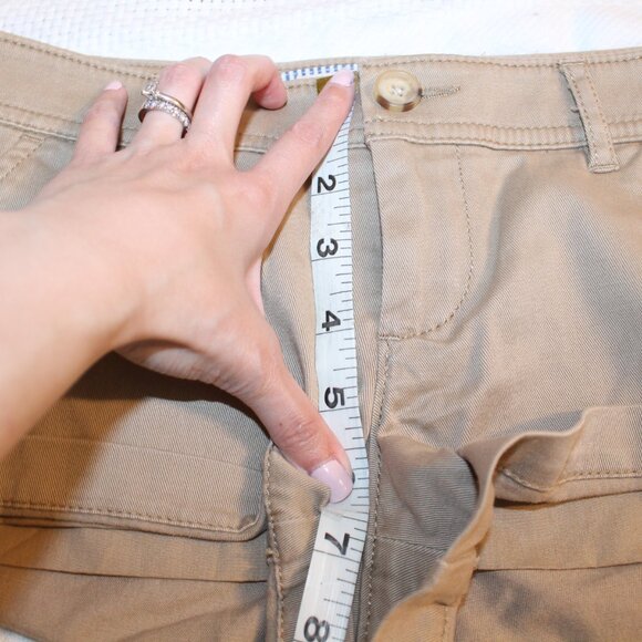 NWT Abercrombie and Fitch Khaki Shorts Sz 00 - Picture 9 of 11